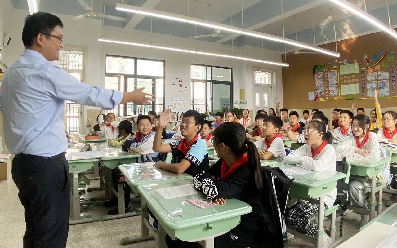 苏州前迅工业机器人应用科普进校园活动